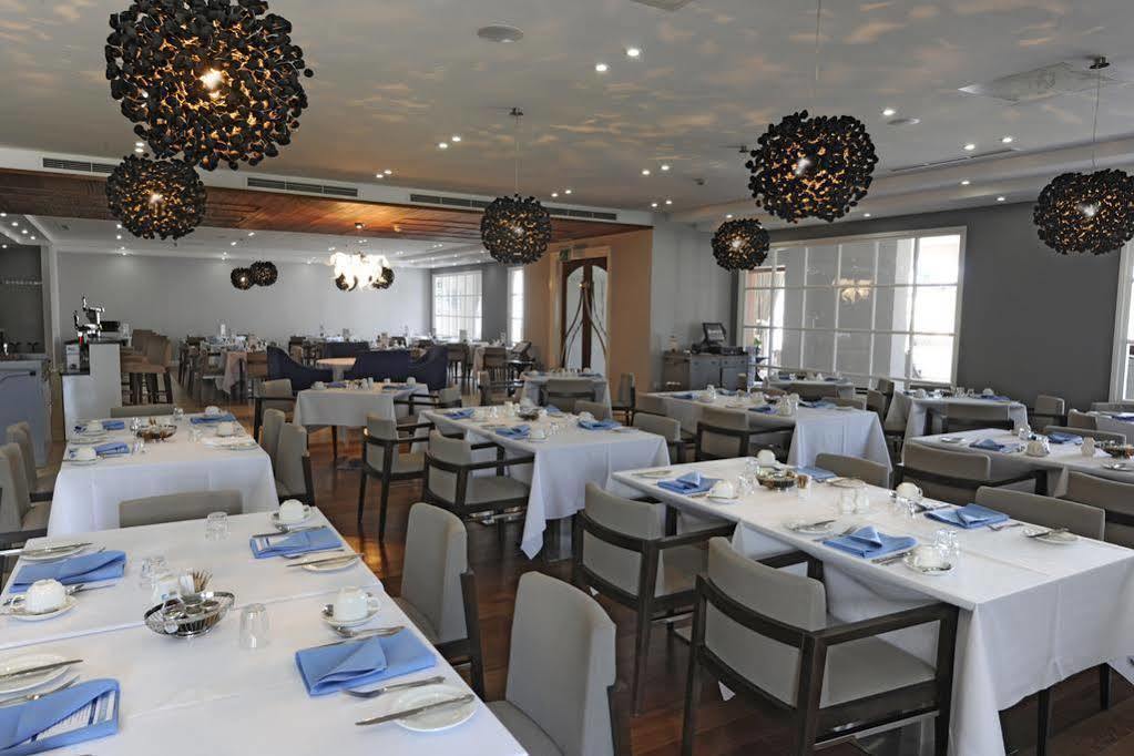 וויימות' Riviera Hotel מראה חיצוני תמונה