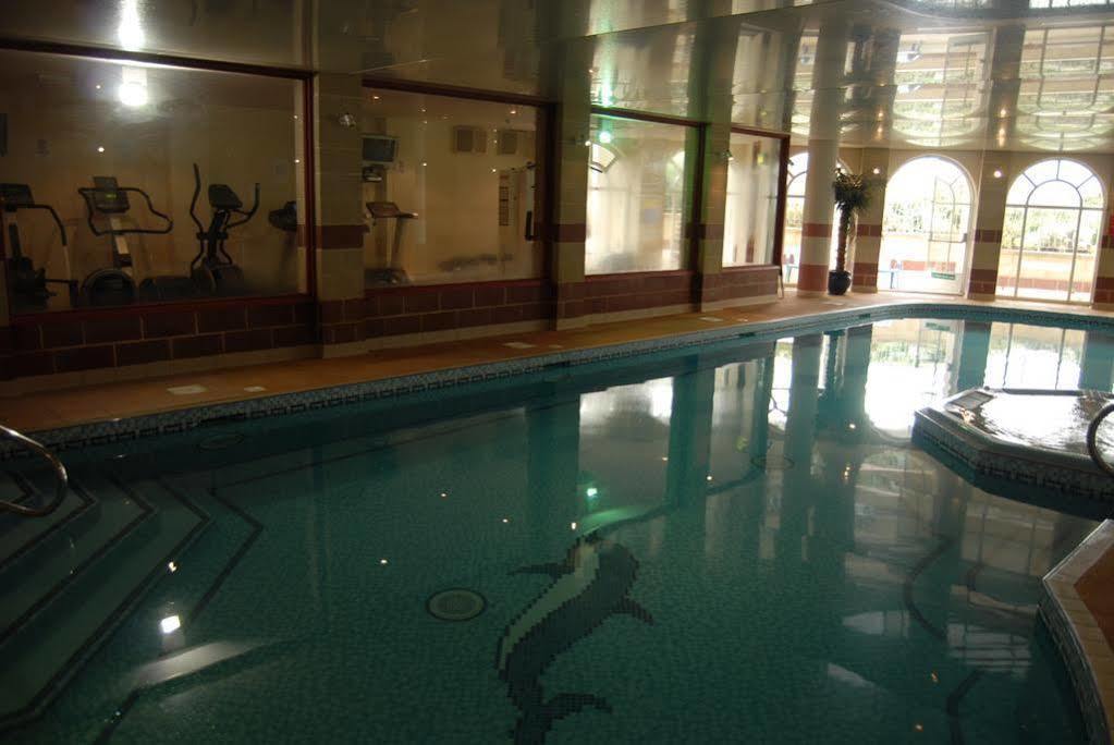 וויימות' Riviera Hotel מראה חיצוני תמונה